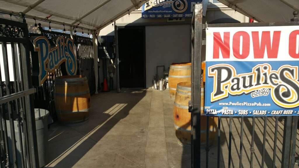 Paulie’s Pizza Pub banner